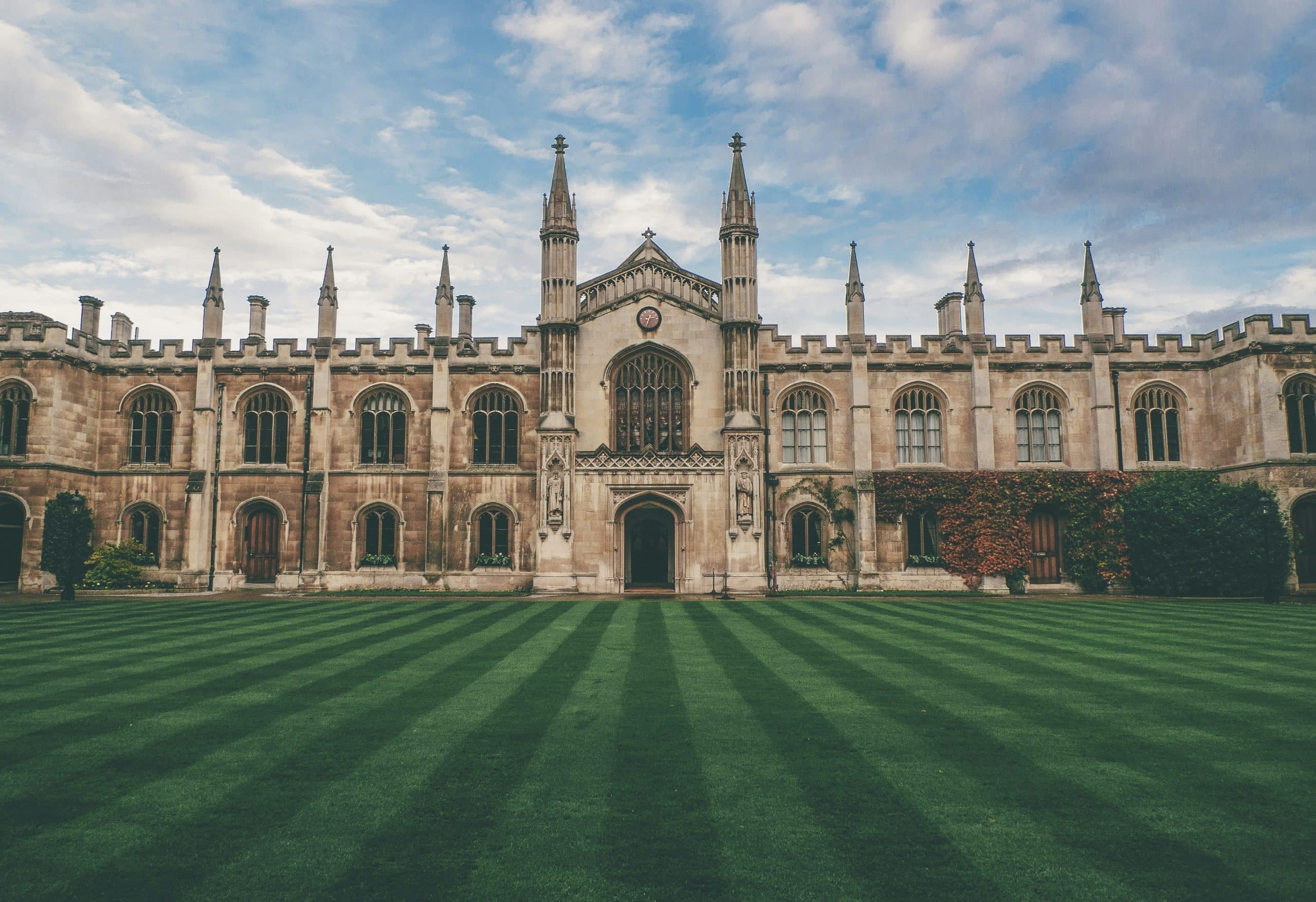 cambridge-university-logo-240725